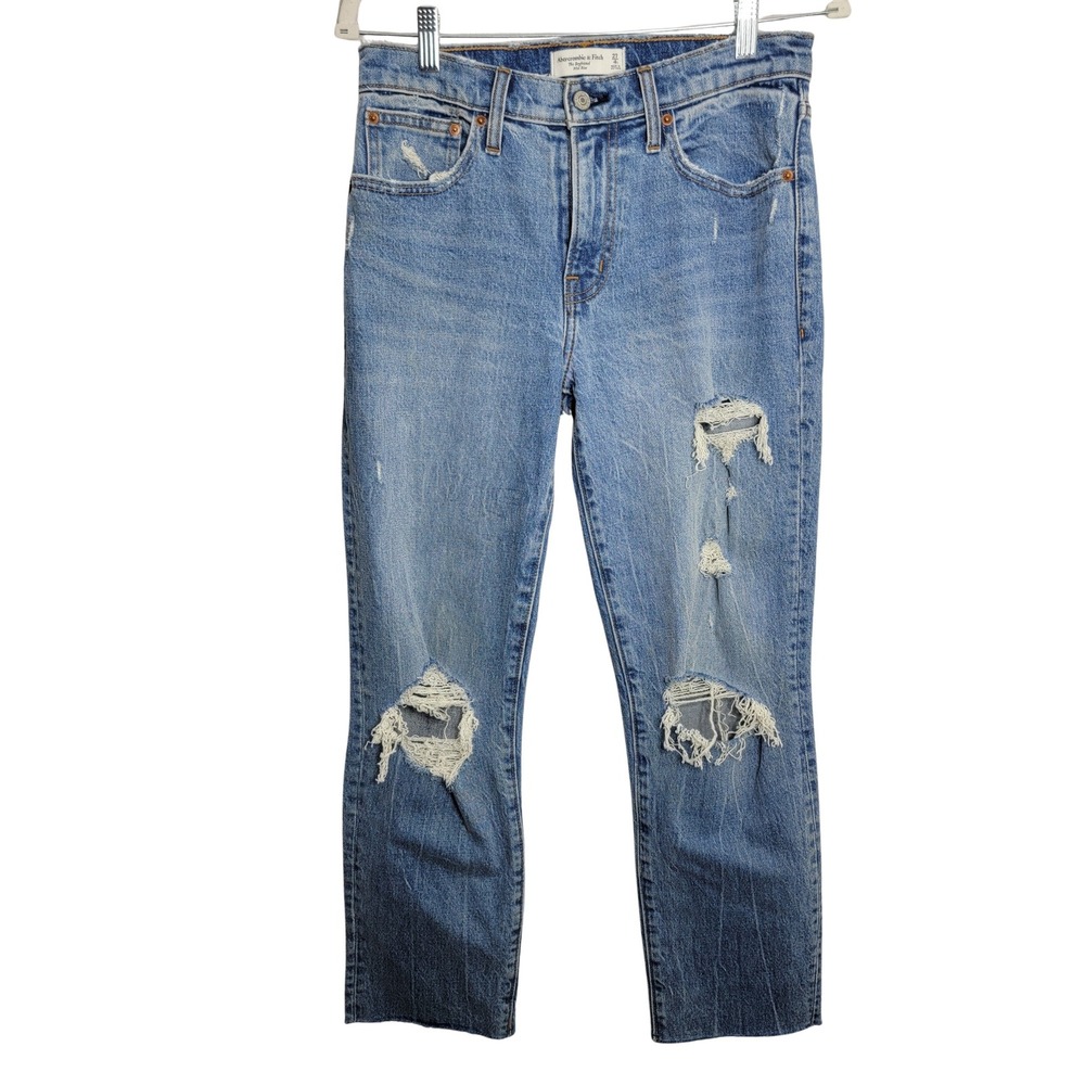 Abercrombie & Fitch The Boyfriend Mid Rise Distressed‎ Jeans Light Wash 27 4R